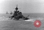 Standbild US-Kriegsschiffe Pacific Theater, 1943, aus Sekunde 55 historischem Filmmaterial Videoclip 65675027741