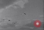 Standbild Naval Schüsse Okinawa Ryukyu Inseln, 1946, aus Sekunde 50 historischem Filmmaterial Videoclip 65675027754