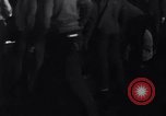 Standbild F9F Flugzeugabsturz Korea, 1951, aus Sekunde 56 historischem Filmmaterial Videoclip 65675027755