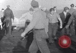 Standbild F9F Flugzeugabsturz Korea, 1951, aus Sekunde 59 historischem Filmmaterial Videoclip 65675027755