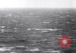 Standbild F4U Flugzeugabsturz Korea, 1951, aus Sekunde 37 historischem Filmmaterial Videoclip 65675027757