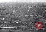 Standbild F4U Flugzeugabsturz Korea, 1951, aus Sekunde 39 historischem Filmmaterial Videoclip 65675027757