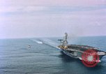 Standbild Rettung der abgestürzte Piloten United States USA, 1962, aus Sekunde 31 historischem Filmmaterial Videoclip 65675027763