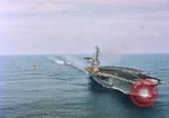 Standbild Rettung der abgestürzte Piloten United States USA, 1962, aus Sekunde 38 historischem Filmmaterial Videoclip 65675027763