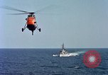 Standbild Rettung der abgestürzte Piloten United States USA, 1962, aus Sekunde 40 historischem Filmmaterial Videoclip 65675027763
