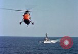 Standbild Rettung der abgestürzte Piloten United States USA, 1962, aus Sekunde 42 historischem Filmmaterial Videoclip 65675027763
