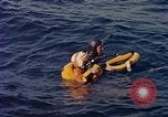 Image des opérations de sauvetage United States USA, 1962, de la seconde 62 séquences d'archives historiques vidéo 65675027767