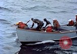 Immagine di Operazioni di salvataggio United States USA, 1962, secondo 56 filmato di repertorio 65675027770