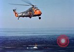 Standbild Rettungsaktionen United States USA, 1962, aus Sekunde 25 historischem Filmmaterial Videoclip 65675027773