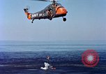 Standbild Rettungsaktionen United States USA, 1962, aus Sekunde 30 historischem Filmmaterial Videoclip 65675027773