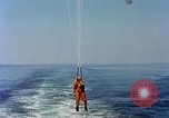 Standbild Rettungsaktionen United States USA, 1962, aus Sekunde 54 historischem Filmmaterial Videoclip 65675027773