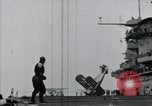 Standbild US Marine Corps Grumman F3F-2 stürzt auf Flight Deck der USS Wasp Atlantik, 1940, aus Sekunde 36 historischem Filmmaterial Videoclip 65675027775