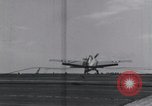 Immagine di F4F nasi sulla USS Wasp Teatro pacifico, 1942, secondo 11 filmato di repertorio 65675027779