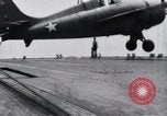 Standbild Wasp Flight Operations Pacific Theater, 1942, aus Sekunde 13 historischem Filmmaterial Videoclip 65675027788