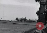 Standbild Wasp Flight Operations Pacific Theater, 1942, aus Sekunde 24 historischem Filmmaterial Videoclip 65675027790