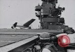 Standbild F4F-3 Streiks carrier Insel und Abstürze Atlantik, 1941, aus Sekunde 14 historischem Filmmaterial Videoclip 65675027792