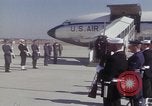 Standbild Schatullen der Astronauten Andrews Air Force Base Maryland USA, 1967, aus Sekunde 32 historischem Filmmaterial Videoclip 65675027808