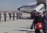 Standbild Schatullen der Astronauten Andrews Air Force Base Maryland USA, 1967, aus Sekunde 35 historischem Filmmaterial Videoclip 65675027808