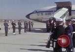 Standbild Schatullen der Astronauten Andrews Air Force Base Maryland USA, 1967, aus Sekunde 37 historischem Filmmaterial Videoclip 65675027808