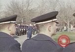 Standbild Ich Virgil Grissom Beerdigung Arlington Cemetery Virginia USA, 1967, aus Sekunde 10 historischem Filmmaterial Videoclip 65675027809