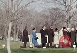Standbild Ich Virgil Grissom Beerdigung Arlington Cemetery Virginia USA, 1967, aus Sekunde 39 historischem Filmmaterial Videoclip 65675027809