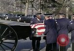 Standbild Astronauten Virgil Grissom ich Beerdigung Arlington Cemetery Virginia USA, 1967, aus Sekunde 29 historischem Filmmaterial Videoclip 65675027810