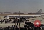 Standbild Schatullen der Astronauten Grissom und Chaffee Andrews Air Force Base Maryland USA, 1967, aus Sekunde 33 historischem Filmmaterial Videoclip 65675027812