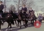 Standbild Beerdigung von Astronauten Lieutenant Commander Roger Chaffee B Arlington Virginia USA, 1967, aus Sekunde 61 historischem Filmmaterial Videoclip 65675027813