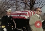 Standbild Schatullen der Astronaut Arlington Virginia USA, 1967, aus Sekunde 28 historischem Filmmaterial Videoclip 65675027814