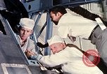 Standbild NASA Inspektion von beschädigten Apollo 1 Kapsel United States USA, 1967, aus Sekunde 38 historischem Filmmaterial Videoclip 65675027816