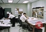 Standbild Apollo 204 Review Board United States USA, 1967, aus Sekunde 25 historischem Filmmaterial Videoclip 65675027830