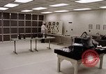 Standbild Apollo 204 Review Board United States USA, 1967, aus Sekunde 42 historischem Filmmaterial Videoclip 65675027831