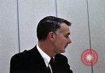 Standbild Apollo 204 Review Board im Zuge von Apollo 1 Tragödie United States USA, 1967, aus Sekunde 28 historischem Filmmaterial Videoclip 65675027834