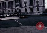Immagine di Union Station e il Capitol Building Washington DC USA, 1967, secondo 4 filmato di repertorio 65675027863