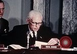 Standbild Anhörung im Senat auf der NASA Washington DC USA, 1967, aus Sekunde 40 historischem Filmmaterial Videoclip 65675027868