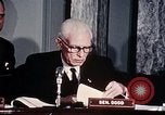 Standbild Anhörung im Senat auf der NASA Washington DC USA, 1967, aus Sekunde 42 historischem Filmmaterial Videoclip 65675027868