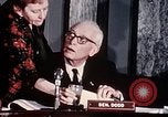 Standbild Anhörung im Senat auf der NASA Washington DC USA, 1967, aus Sekunde 45 historischem Filmmaterial Videoclip 65675027868