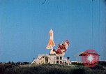Standbild XSM-64 Rakete Cape Canaveral Florida USA, 1957, aus Sekunde 17 historischem Filmmaterial Videoclip 65675027880