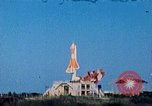 Standbild XSM-64 Rakete Cape Canaveral Florida USA, 1957, aus Sekunde 1 historischem Filmmaterial Videoclip 65675027881