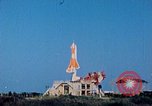 Standbild XSM-64 Rakete Cape Canaveral Florida USA, 1957, aus Sekunde 8 historischem Filmmaterial Videoclip 65675027881