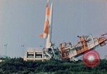 Standbild XSM-64 Rakete Cape Canaveral Florida USA, 1957, aus Sekunde 19 historischem Filmmaterial Videoclip 65675027881