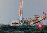 Standbild XSM-64 Rakete Cape Canaveral Florida USA, 1957, aus Sekunde 20 historischem Filmmaterial Videoclip 65675027881