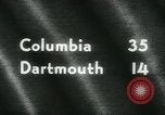 Image Columbia et Dartmouth le football Baker Field New York USA, 1961, de la seconde 4 séquences d'archives historiques vidéo 65675027887