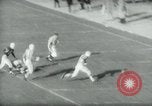 Image Columbia et Dartmouth le football Baker Field New York USA, 1961, de la seconde 20 séquences d'archives historiques vidéo 65675027887