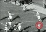 Image Columbia et Dartmouth le football Baker Field New York USA, 1961, de la seconde 35 séquences d'archives historiques vidéo 65675027887