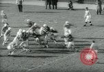 Image Columbia et Dartmouth le football Baker Field New York USA, 1961, de la seconde 39 séquences d'archives historiques vidéo 65675027887