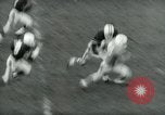 Image Columbia et Dartmouth le football Baker Field New York USA, 1961, de la seconde 58 séquences d'archives historiques vidéo 65675027887