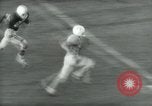Image Columbia et Dartmouth le football Baker Field New York USA, 1961, de la seconde 60 séquences d'archives historiques vidéo 65675027887