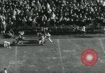 Immagine di Harvard e Princeton partita di calcio Cambridge Massachusetts USA, 1961, secondo 38 filmato di repertorio 65675027888