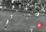 Immagine di Harvard e Princeton partita di calcio Cambridge Massachusetts USA, 1961, secondo 57 filmato di repertorio 65675027888